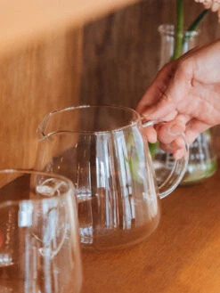 HARIO Barista Server (600ml/20.29oz) -Hario 04f69f2b c0e4 4234 b207 f1aba1f5d8c5