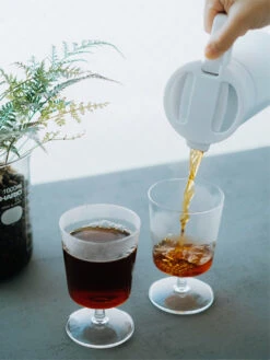 HARIO Double-Walled Thermal Pot (w/ Ceramic Coating) (600ml/20oz) -Hario c9975f79 9023 40e4 86b6 b0d90ccf268c