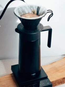 HARIO Double-Walled Thermal Pot (w/ Ceramic Coating) (800ml/27oz) -Hario d39f0532 1db0 4d9a acdd 474042ba4c0c