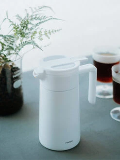 HARIO Double-Walled Thermal Pot (w/ Ceramic Coating) (600ml/20oz) -Hario ff505451 0391 489c b4bf eac454436ffb