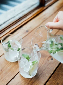 HARIO Heatproof Coffee Decanter (600ml/20.3oz) -Hario hario hcd 600t heatproof decanter 600ml water 3