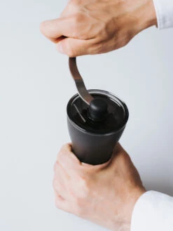 HARIO Mini-Slim Plus Grinder -Hario hario mss 1dtb mini slim plus in use 2