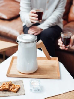 HARIO SIMPLY Stainless Thermal Pot -Hario hario s stp 600 w simply stainless thermal pot in use 1