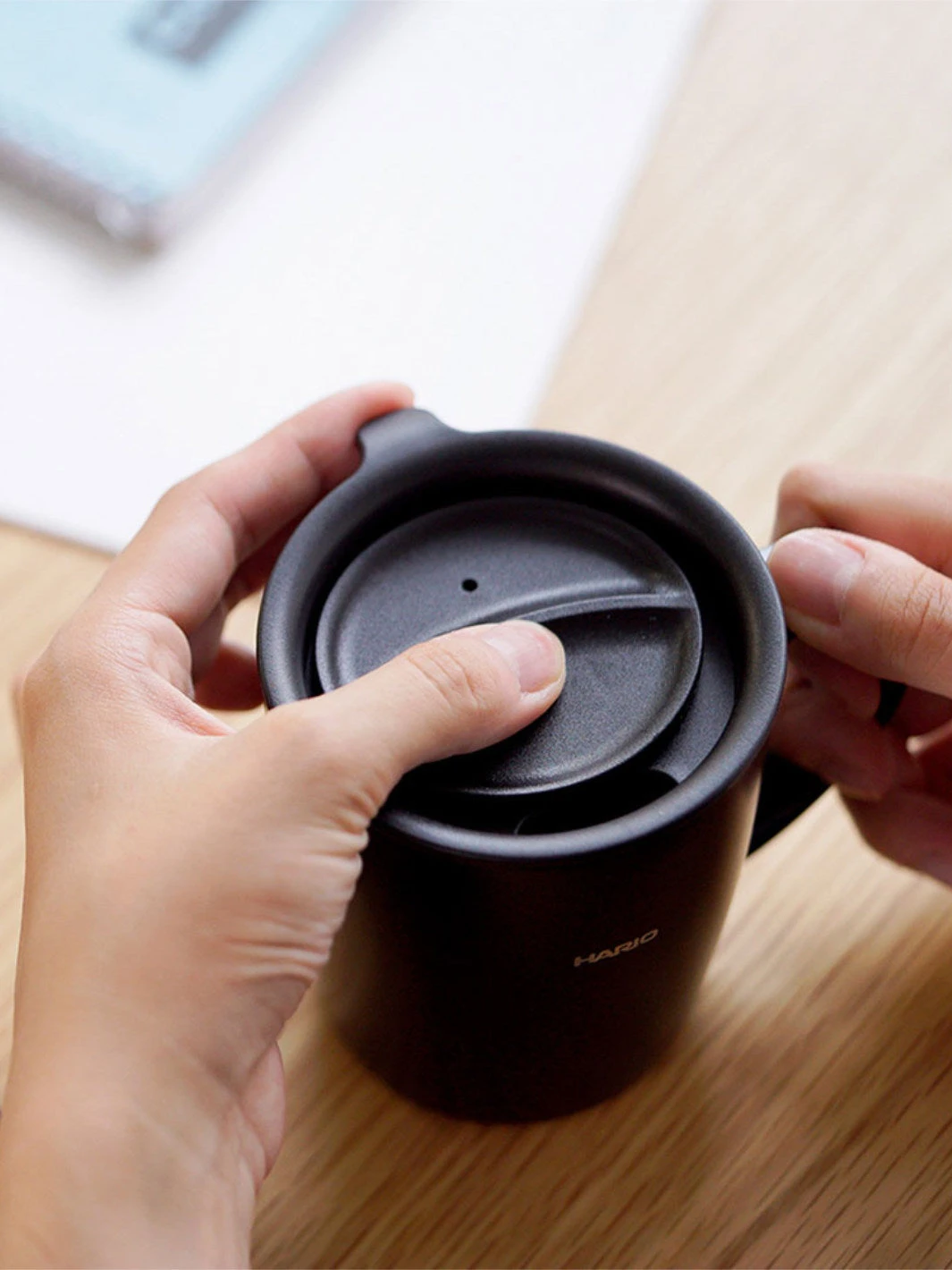 HARIO Insulated Mug (300ml/10.1oz) 3 HARIO Insulated Mug (300ml/10.1oz) - Image 3