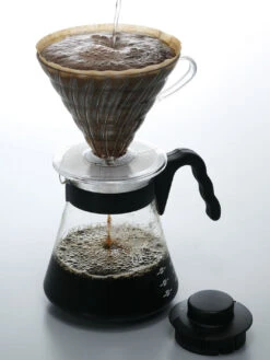 HARIO V60-03 Coffee Server (1000ml/34oz) -Hario hario vcs 03b v60 coffee server black in use 2