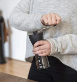 Hario Mini Mill PLUS Ceramic Coffee Grinder 7 Hario Mini Mill PLUS Ceramic Coffee Grinder -Hario mini mill grinder 3